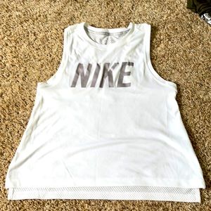 Nike workout tank